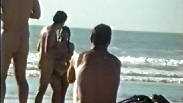 Salope aux cheveux roux jouit d'un pénis sain video porno sale